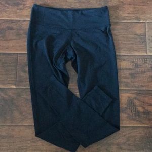 Lululemon full length black tight, size 8